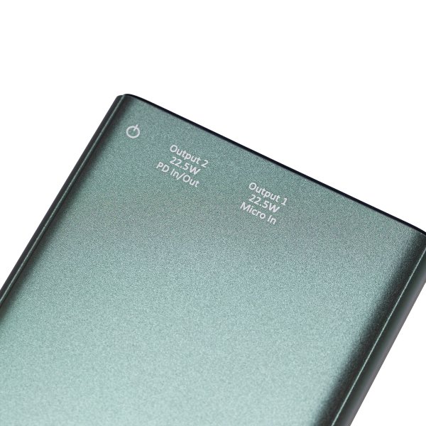 ANP008G : Power bank 10,000 mAh Aluminium Fast Charge 22.5w