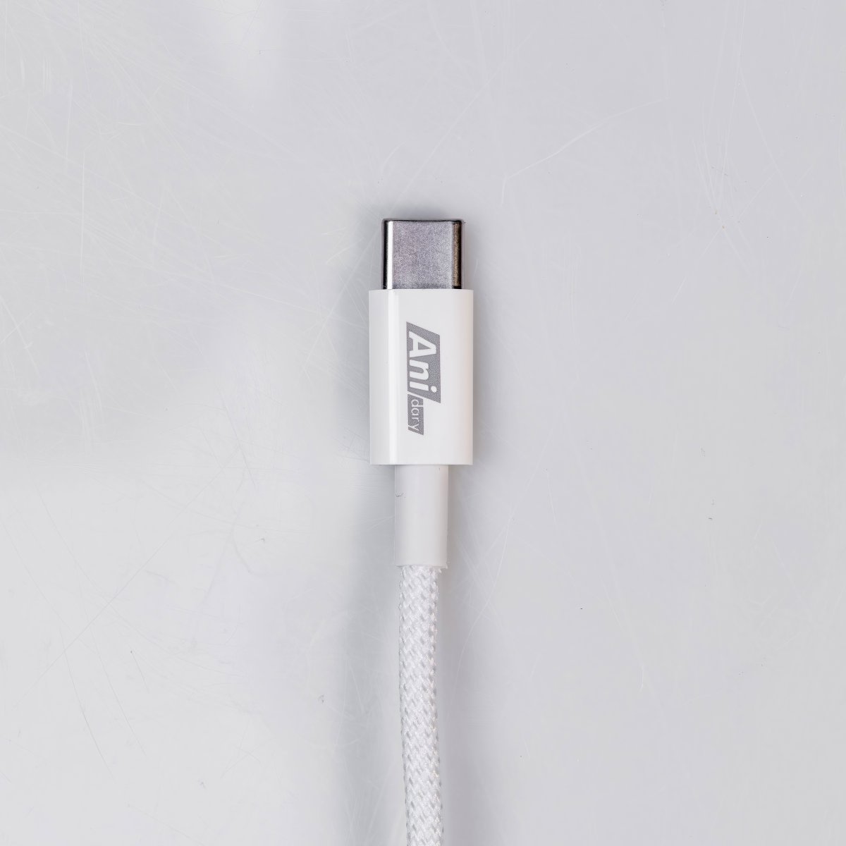 ANC012 : Fast charge 3A/60W (Nylon) - White