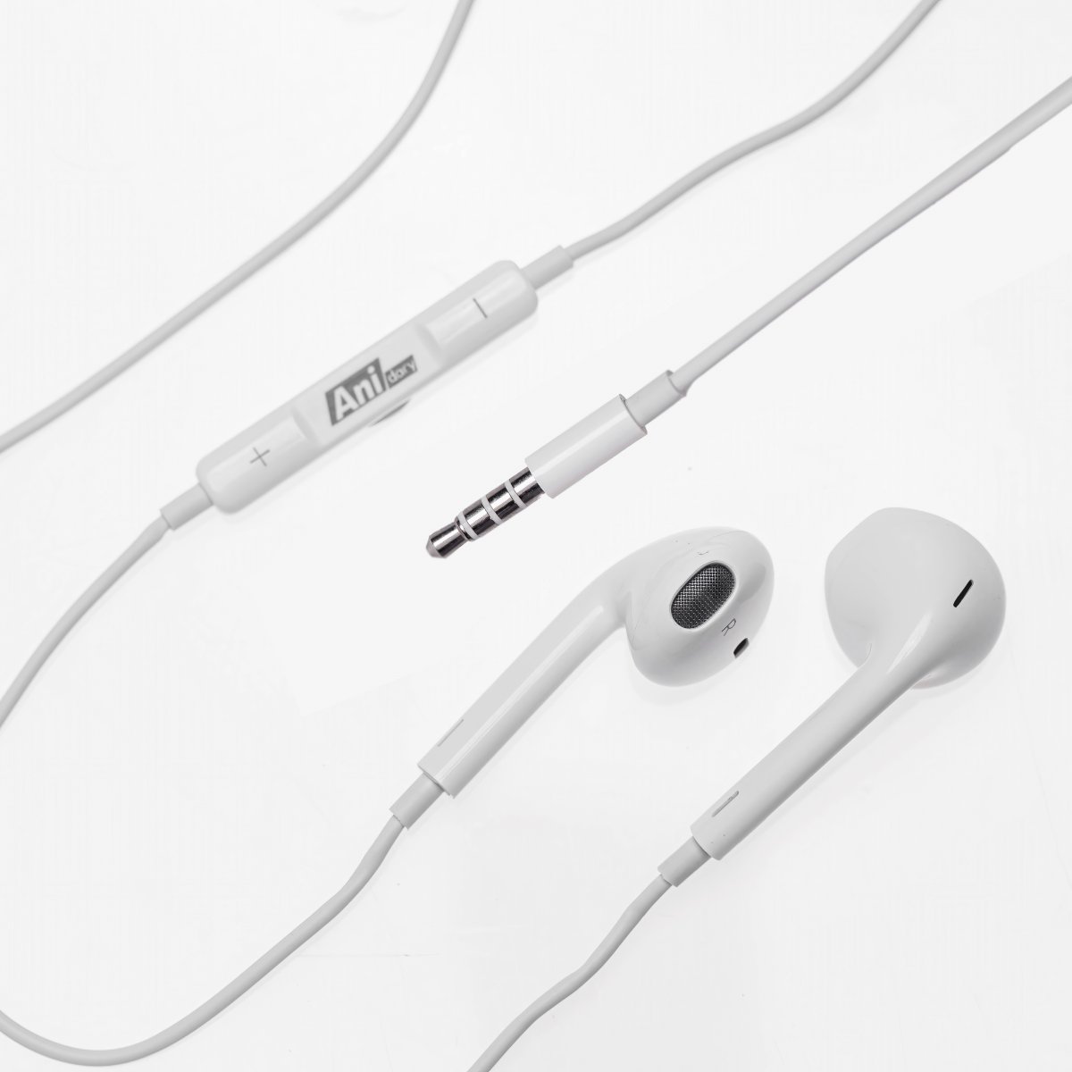 ANE002 : 3.5mm Stereo Earphonees